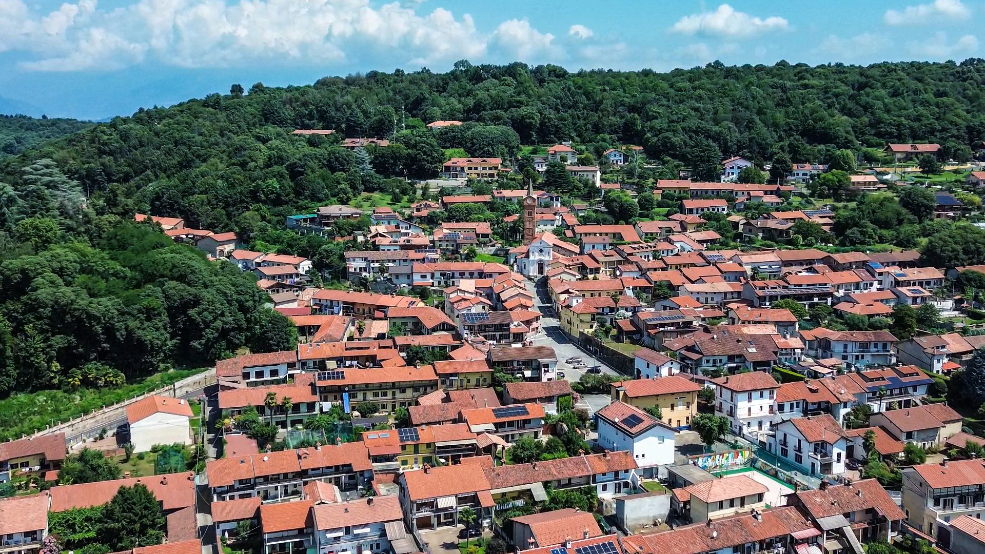 L'abitato di Montalenghe a volo di drone